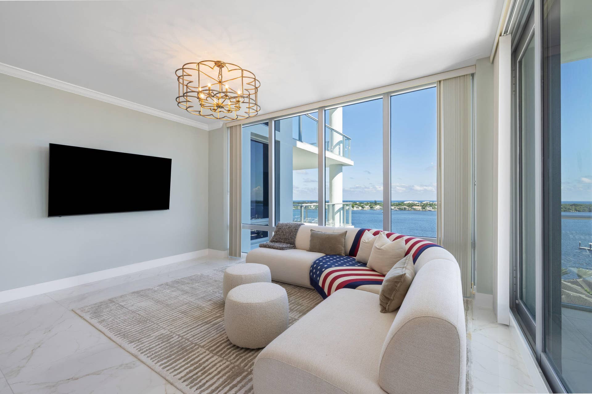 2 WATER CLUB Way, #1003, North Palm Beach, FL 33408 Living Room