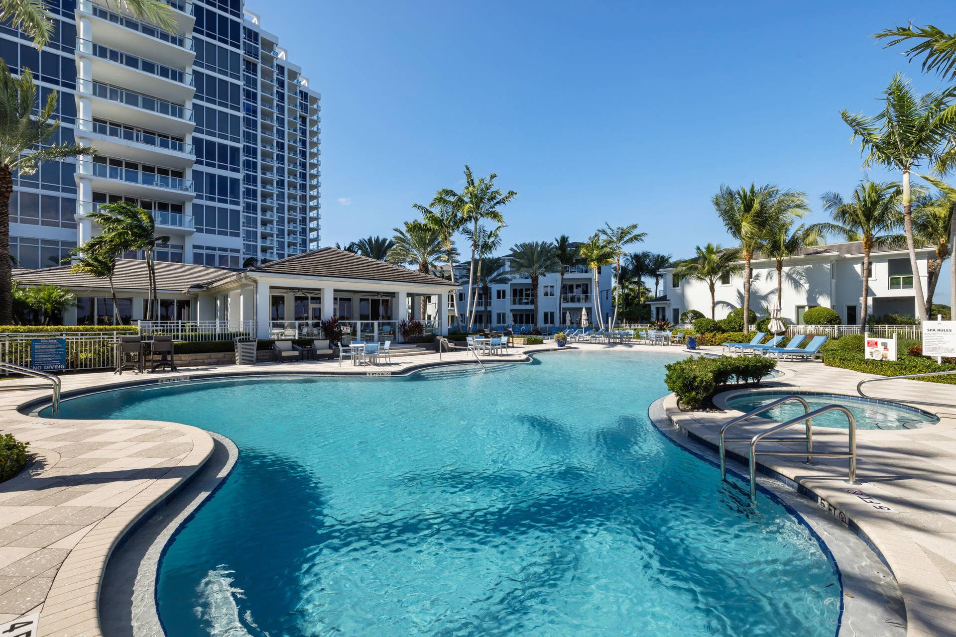 2 WATER CLUB Way, #1003, North Palm Beach, FL 33408 Building Pool