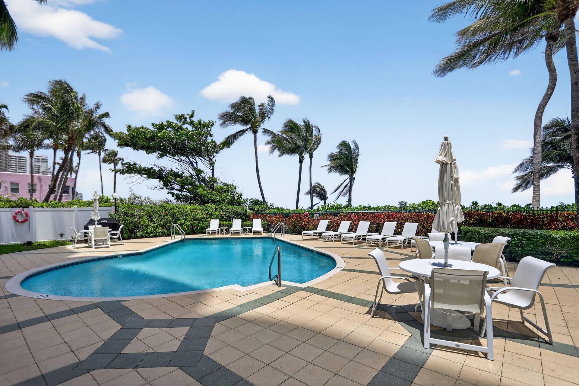 1430 S OCEAN Boulevard, #10-A, Lauderdale By The Sea, FL 33062 Picnic Area