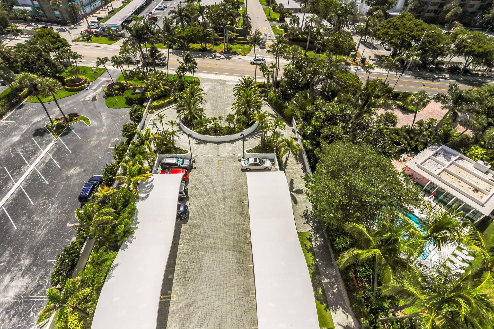 1430 S OCEAN Boulevard, #10-A, Lauderdale By The Sea, FL 33062 Gated Entrance