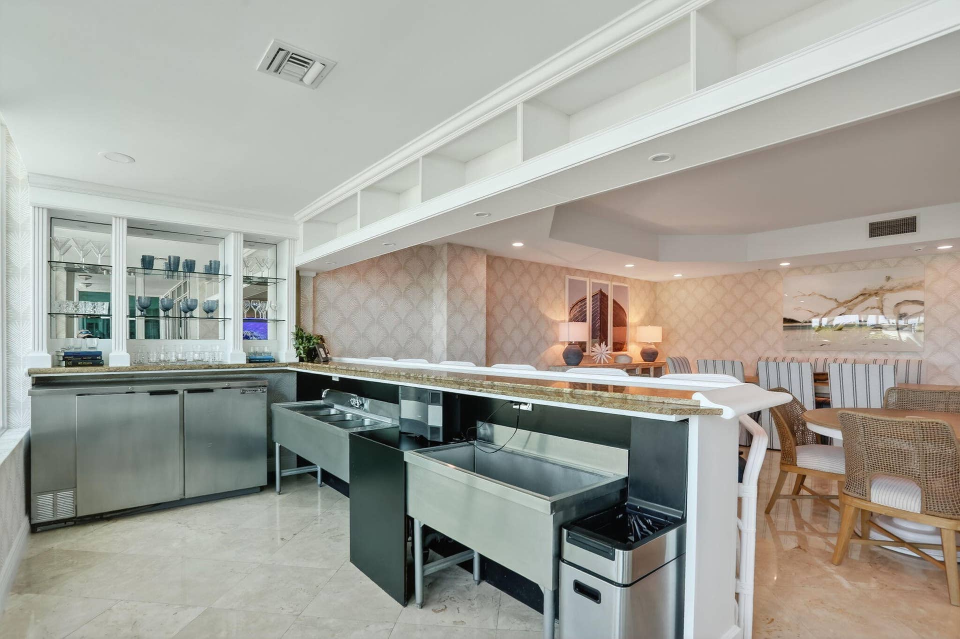 1430 S OCEAN Boulevard, #10-A, Lauderdale By The Sea, FL 33062 Social Room Kitchen