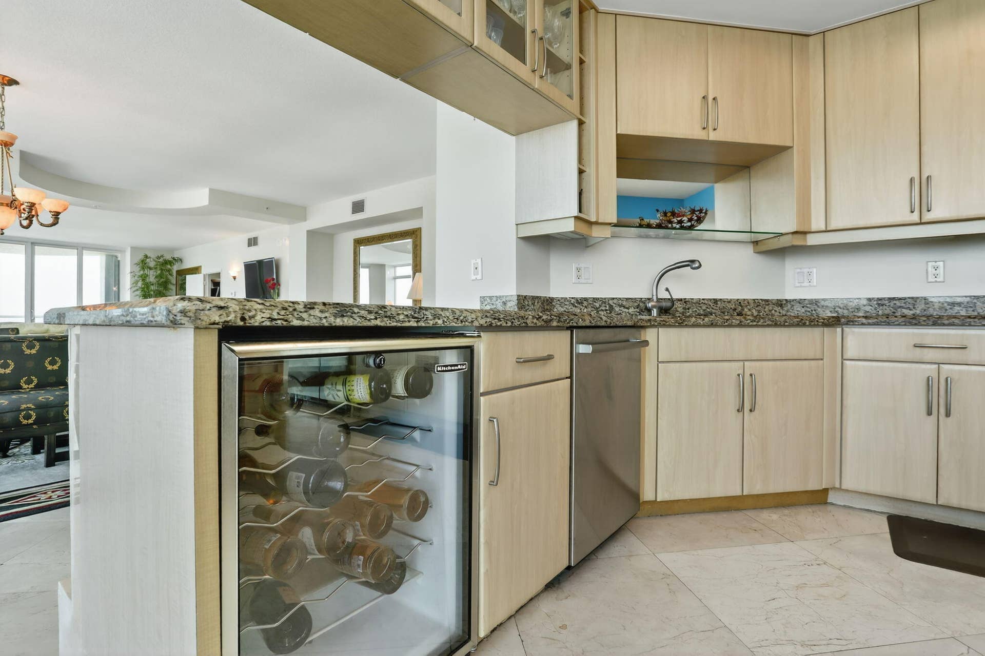 1430 S OCEAN Boulevard, #10-A, Lauderdale By The Sea, FL 33062 Wine Refrigerator