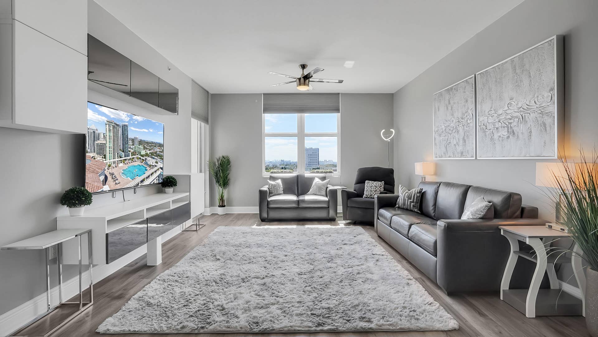 511 SE 5th Avenue, #908, Fort Lauderdale, FL 33301 Living Room