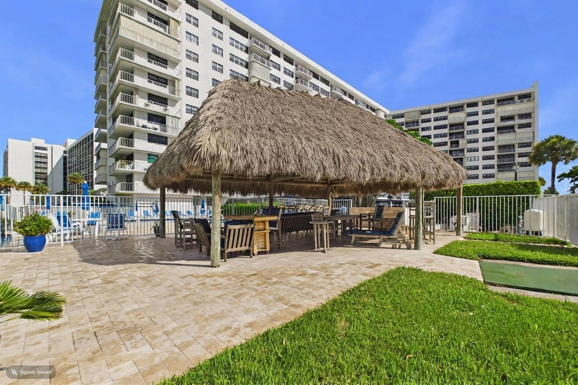 336 GOLFVIEW Road, #708, North Palm Beach, FL 33408 Tiki Hut