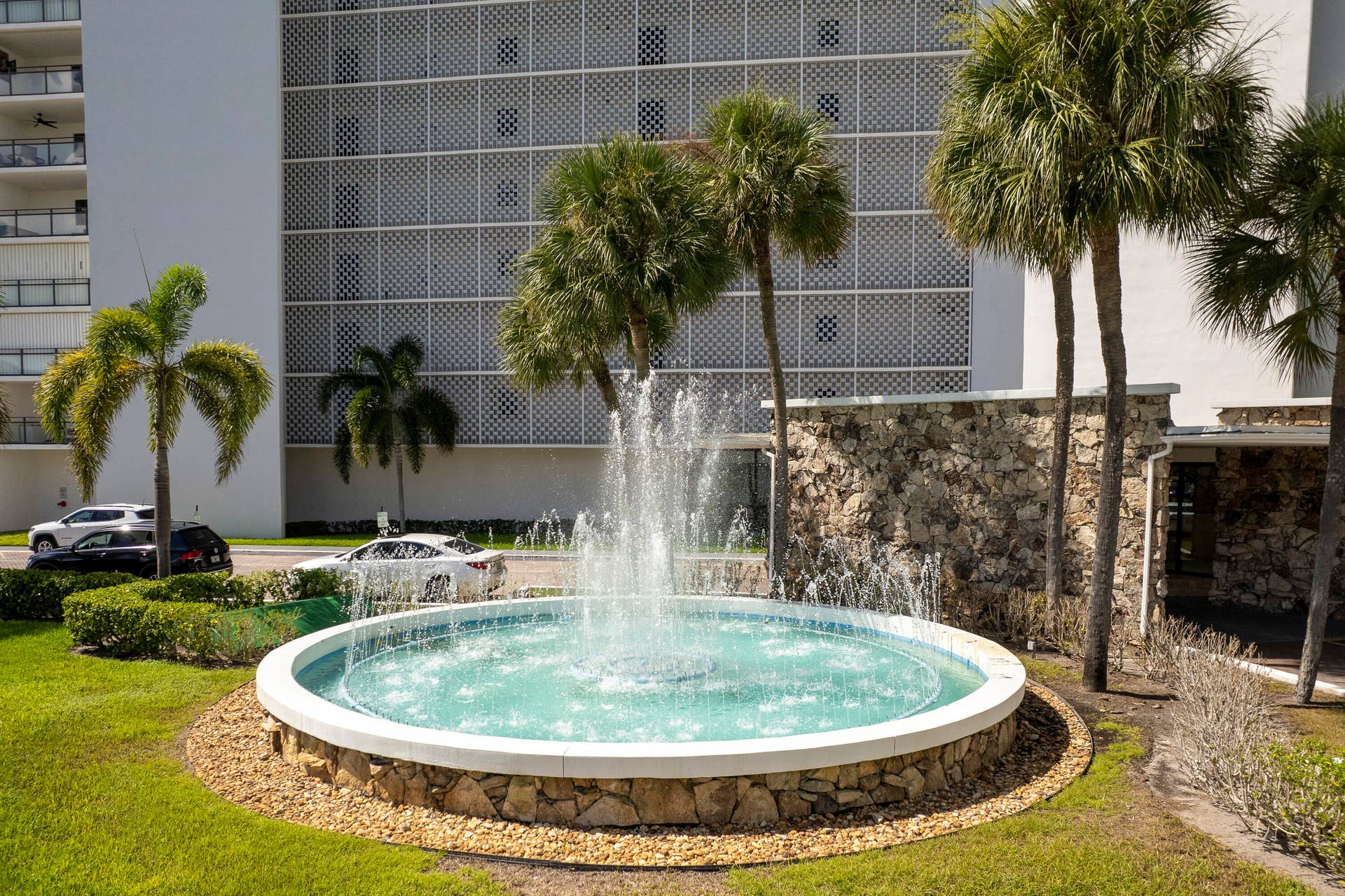 336 GOLFVIEW Road, #708, North Palm Beach, FL 33408 GEMINI