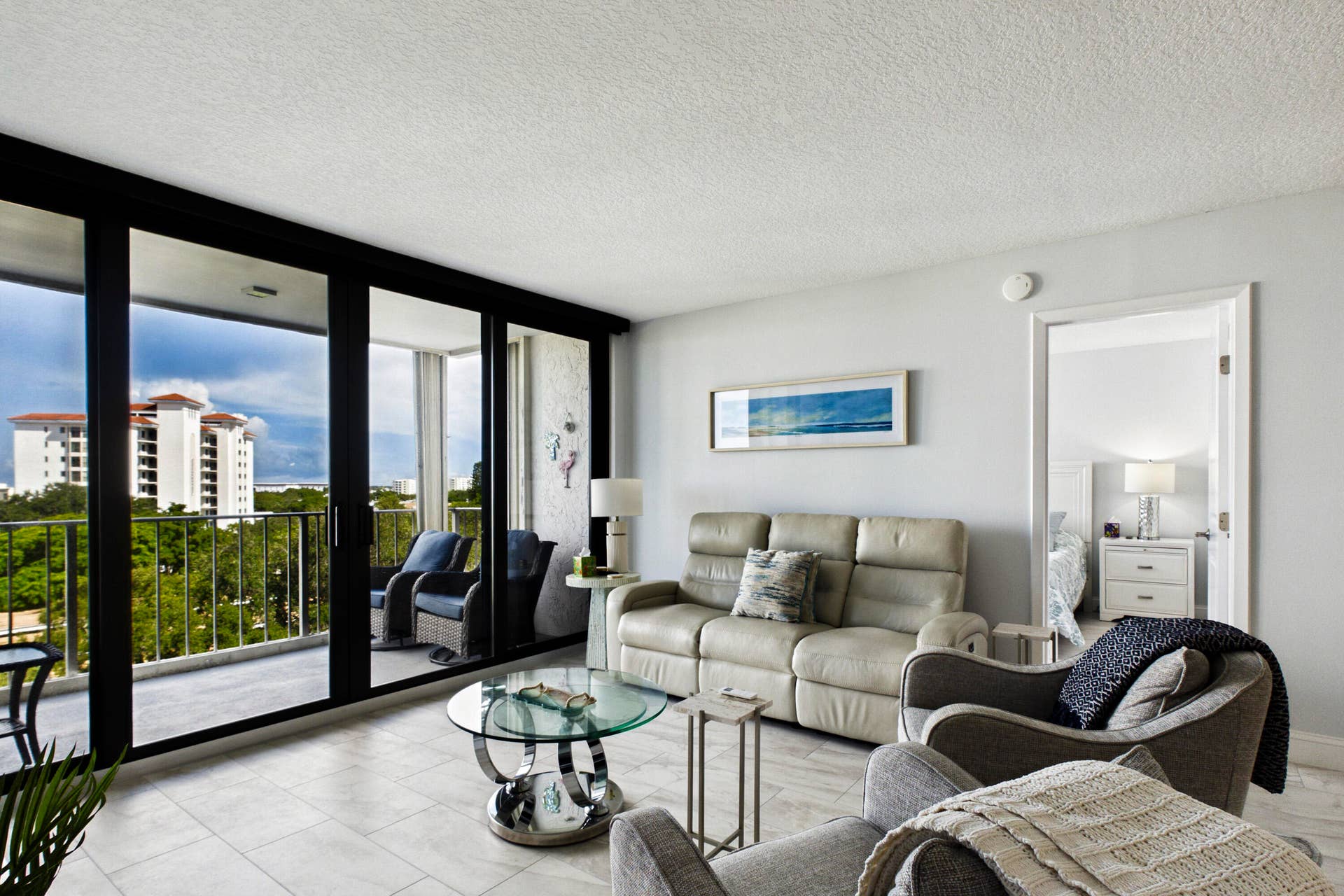 336 GOLFVIEW Road, #708, North Palm Beach, FL 33408 Living Room