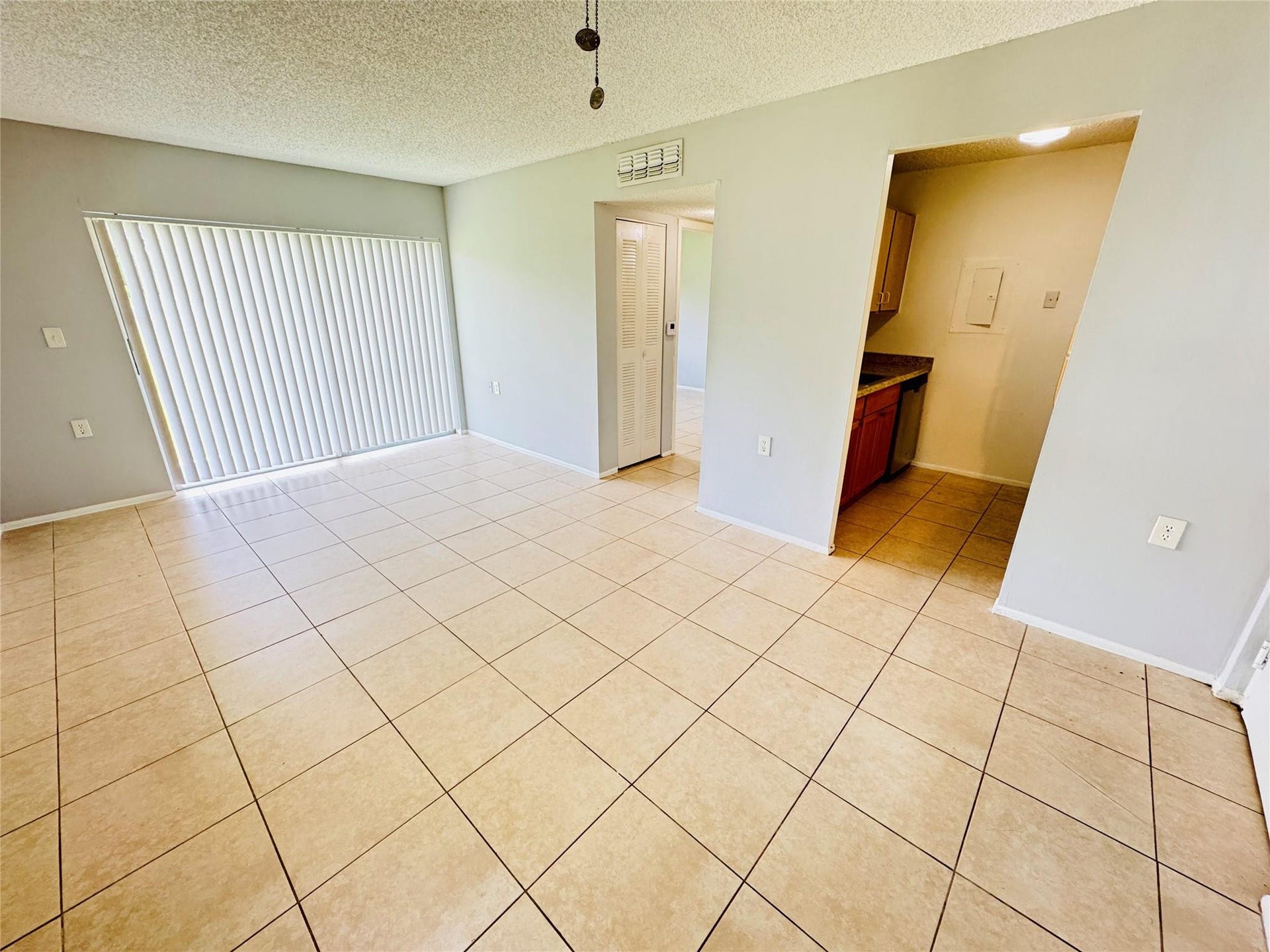 1101 N BENOIST FARMS Road, #101, West Palm Beach, West Palm Beach, FL 33411 Photo 3
