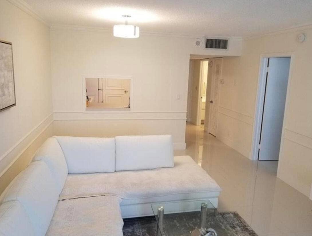 336 N BIRCH Road, #10C, Fort Lauderdale, Fort Lauderdale, FL 33304 IMG_0426