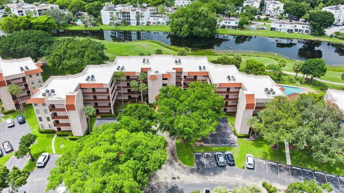 1831 Sabal Palm Drive, #403, Davie, FL 33324 37-DJI_20260831141004_0995_D