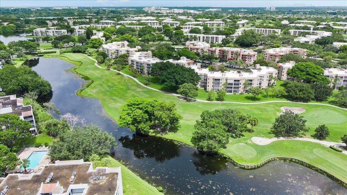 1831 Sabal Palm Drive, #403, Davie, FL 33324 33-DJI_20260831141108_0011_D