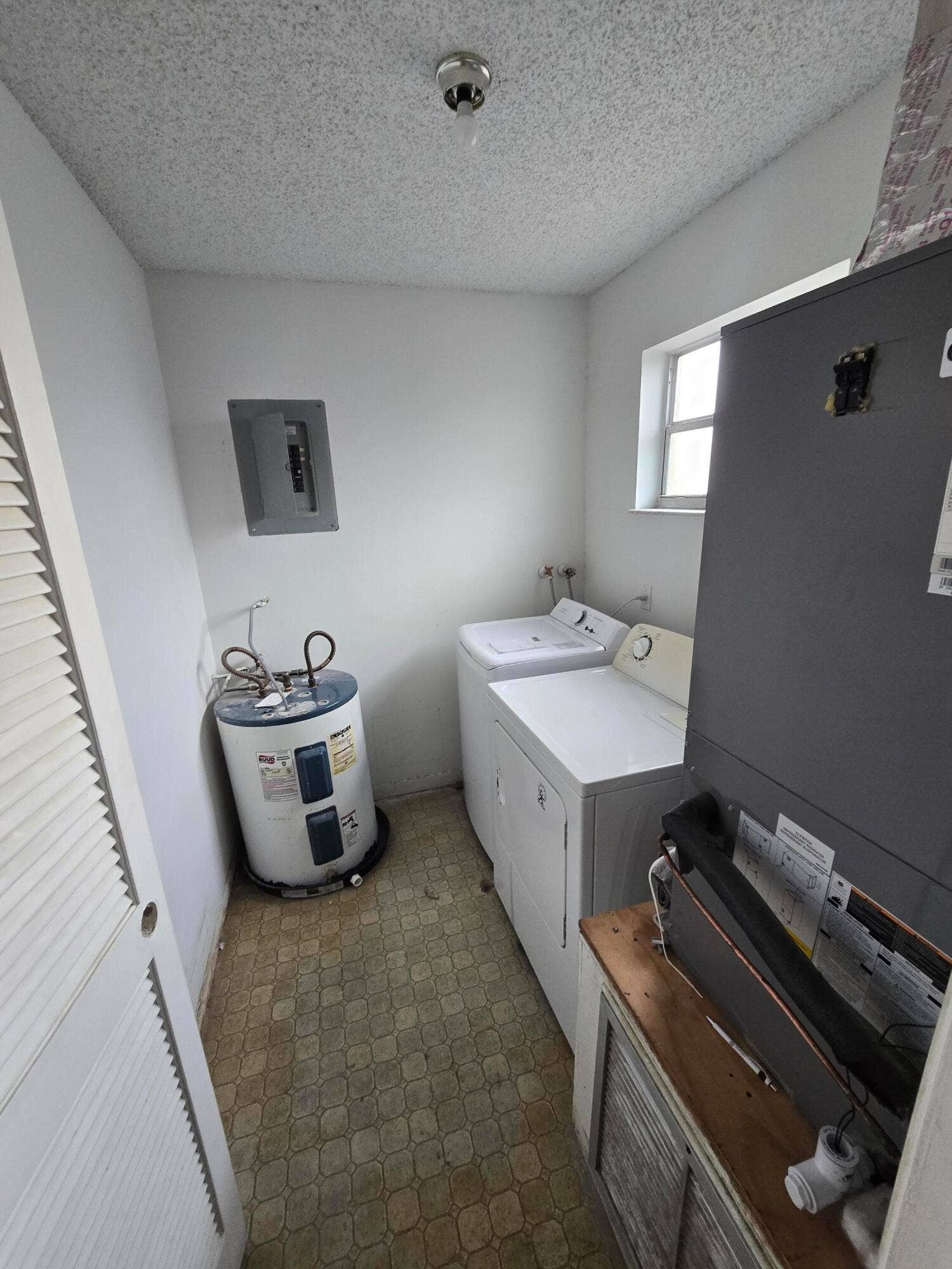 11101 Royal Palm Boulevard, #213, Coral Springs, FL 33065 laundry room