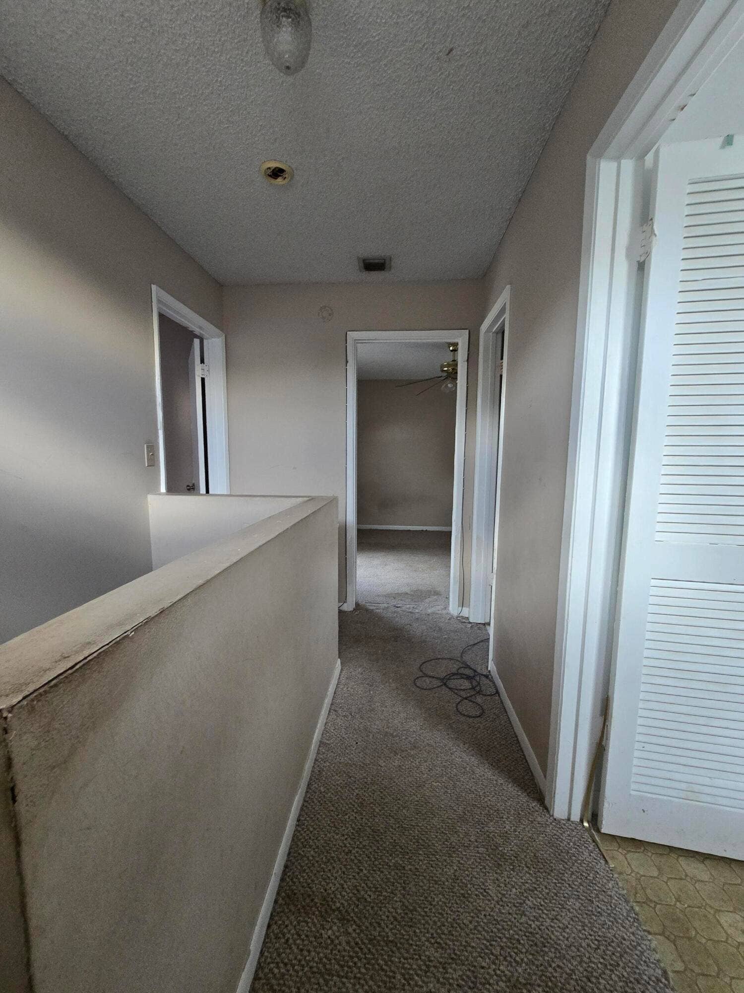 11101 Royal Palm Boulevard, #213, Coral Springs, FL 33065 upstairs hallway