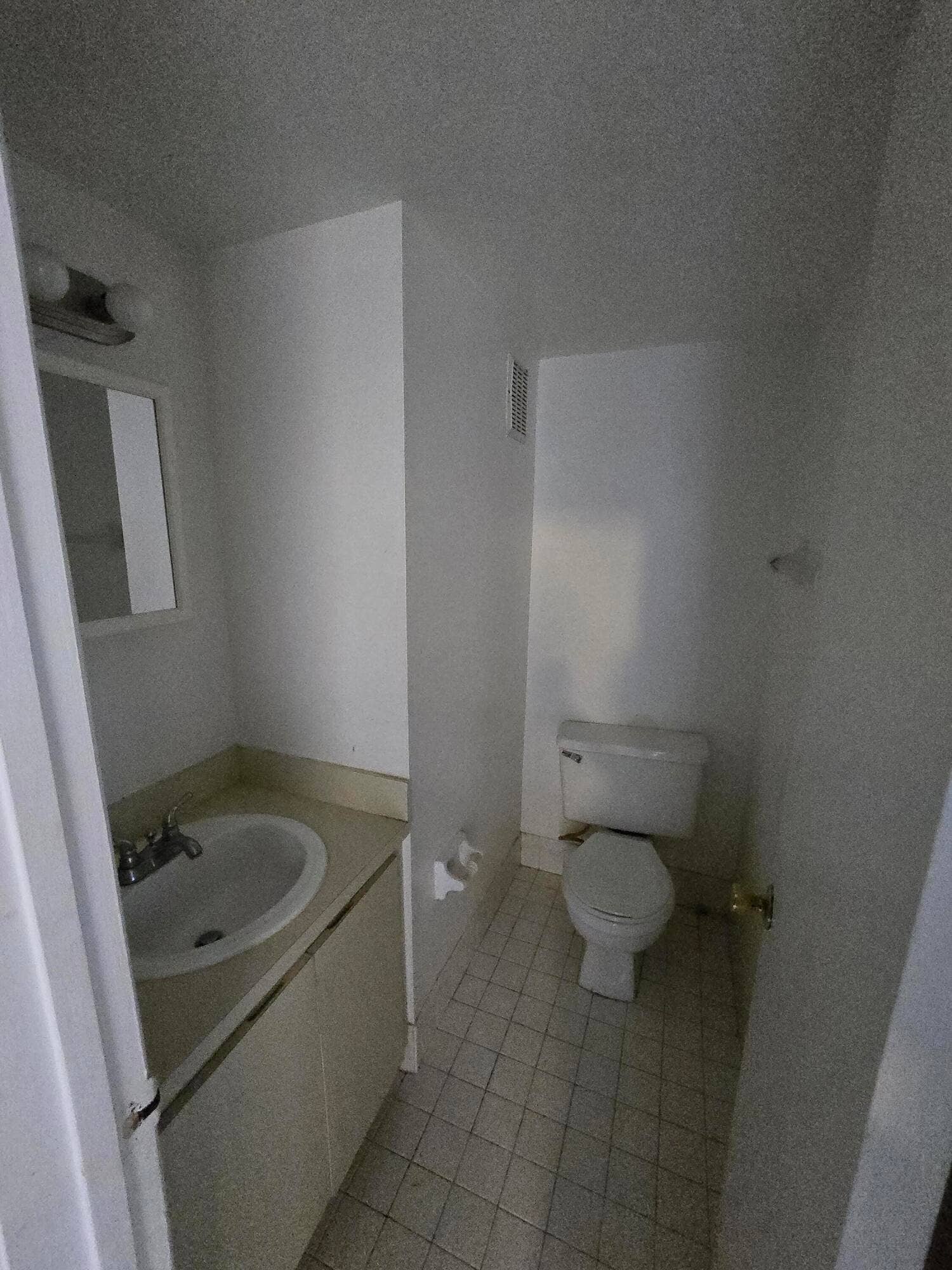 11101 Royal Palm Boulevard, #213, Coral Springs, FL 33065 1st floor half bathroom