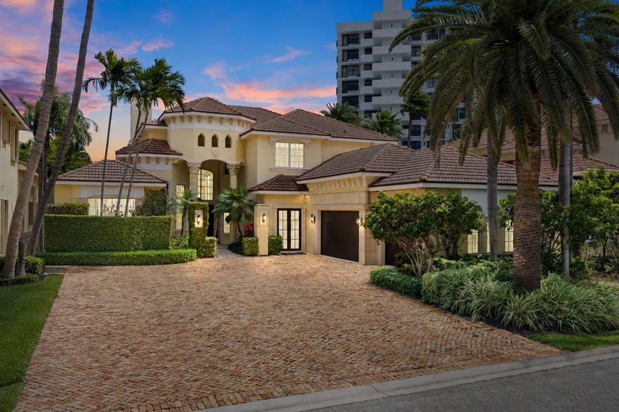 Property photo for 1019 Grand Court, Highland Beach, FL