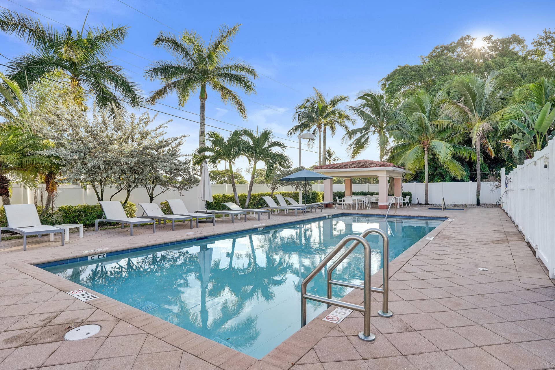 2353 SE 5TH Street, #2353, Pompano Beach, Pompano Beach, FL 33062 Pool with Pavilion
