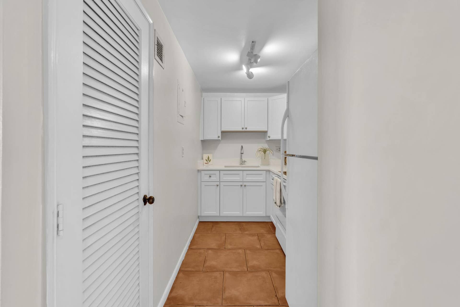 900 NE 18th Avenue, #803, Fort Lauderdale, FL 33304 FPP00421