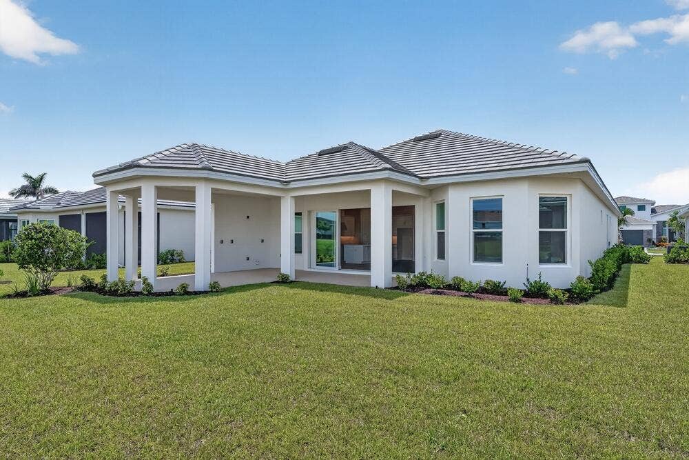 13072 SW Shinnecock Drive, Port St Lucie, FL 34987 13072 SW Shinnecock Drive ~ Ready Now