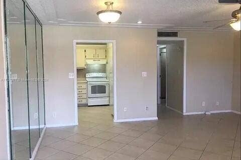 2840 NE 14TH ST Causeway, #203A, Pompano Beach, FL 33062 IMG_3737 (1)