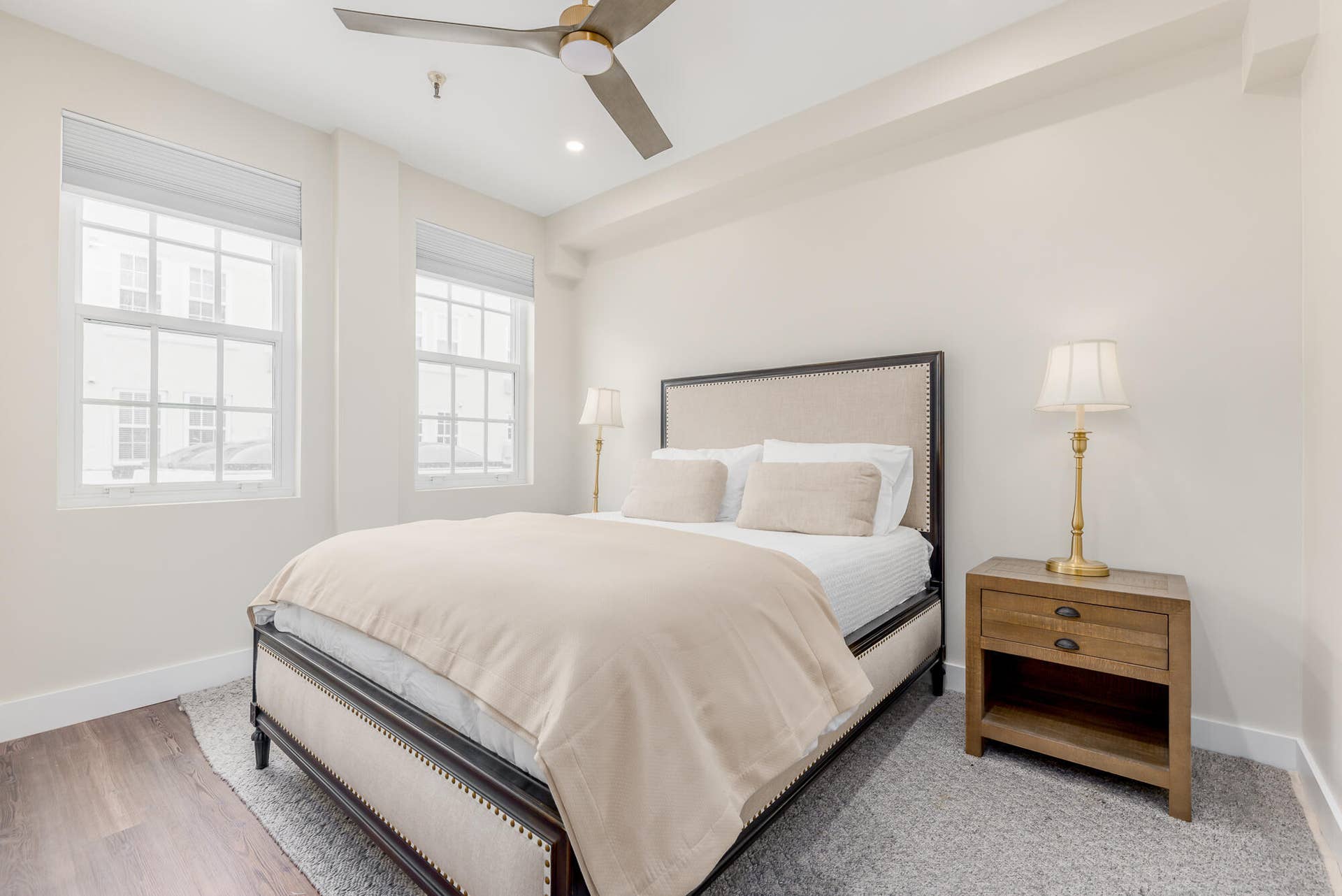 235 Sunrise Ave #2211, Palm Beach, FL 33