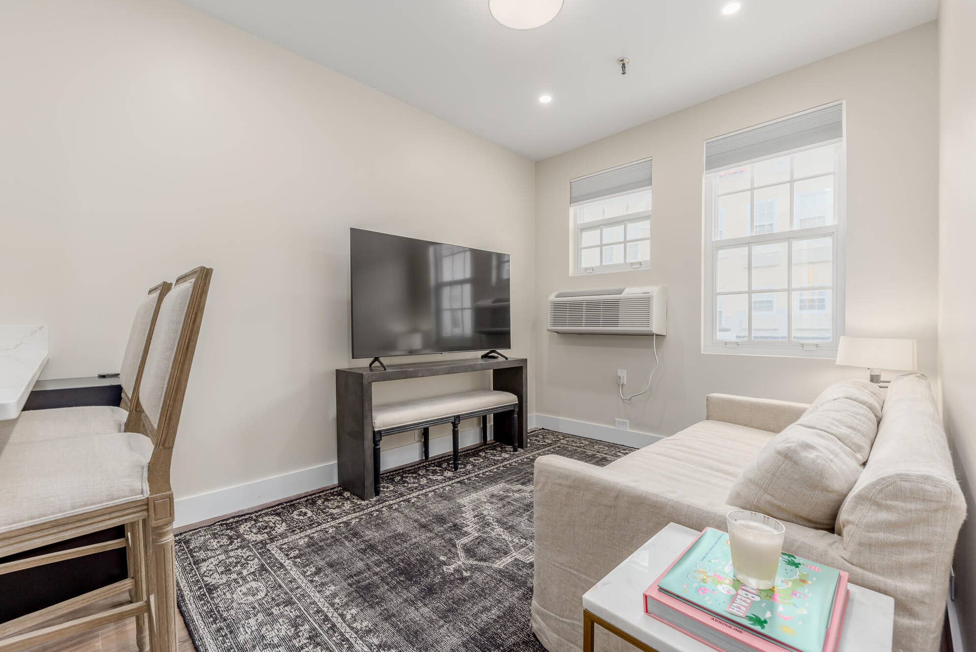 235 Sunrise Ave #2211, Palm Beach, FL 33