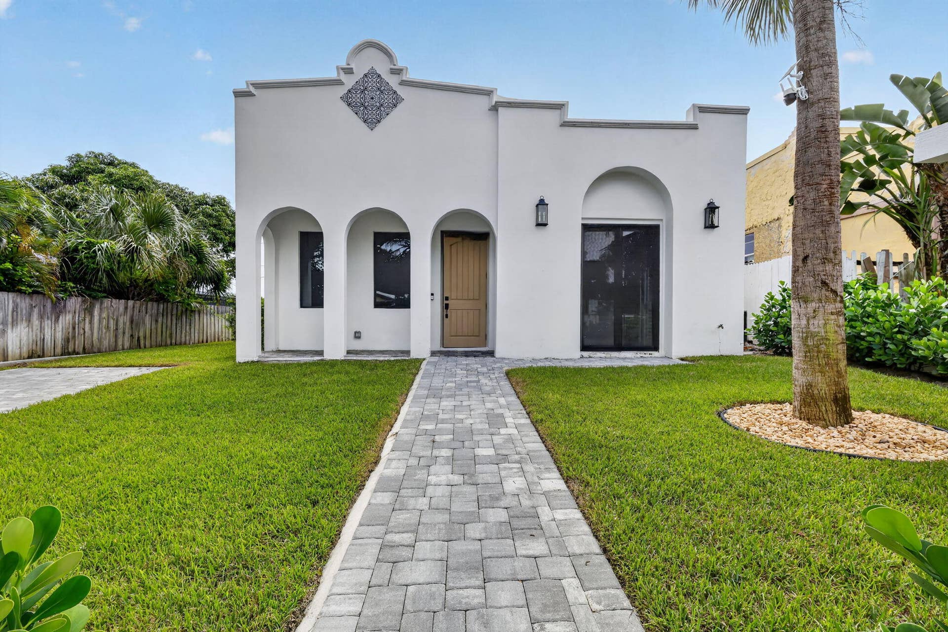 810 34th Street, West Palm Beach, FL 33407 2-web-or-mls-071__14A4709