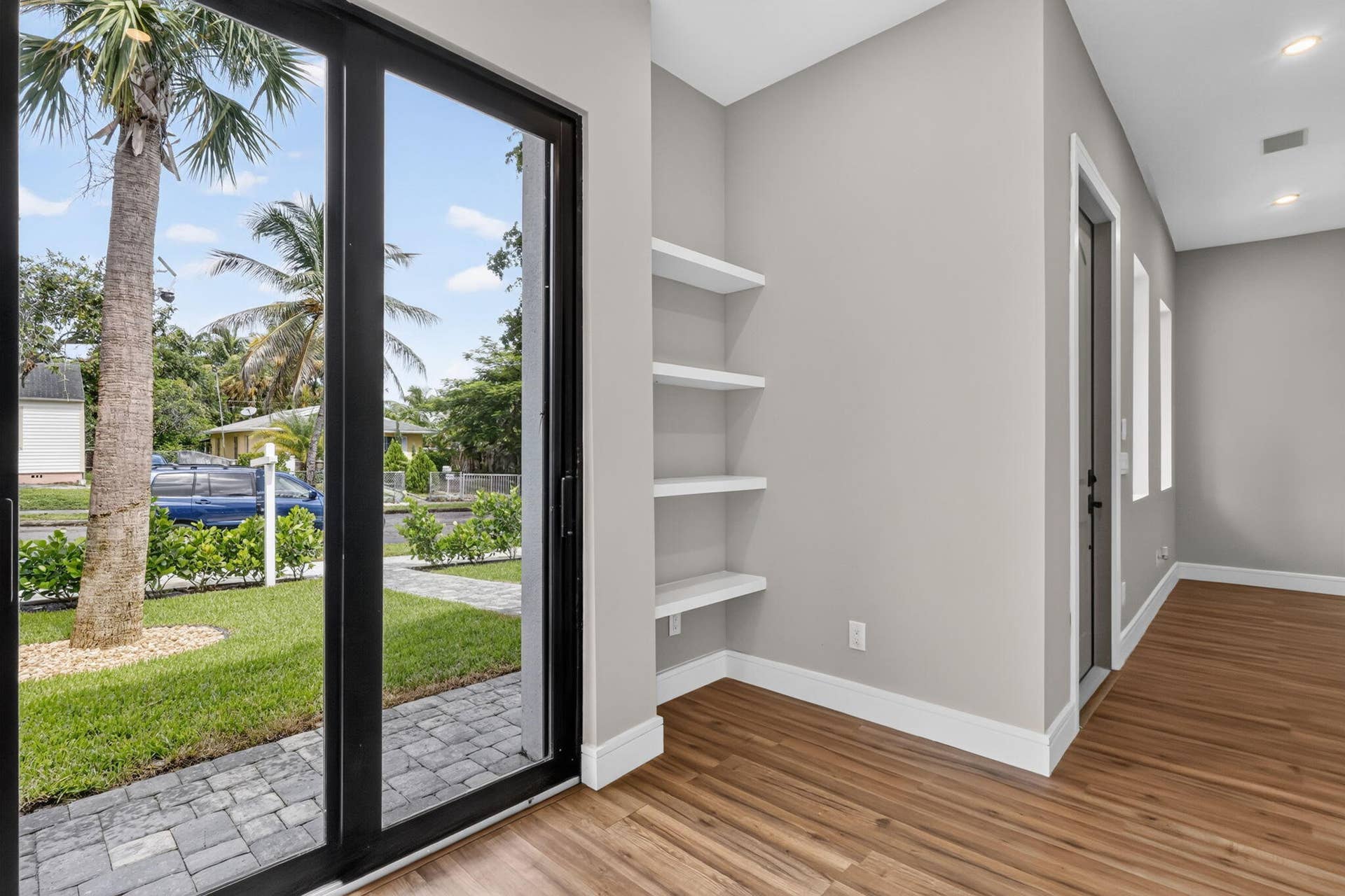 810 34th Street, West Palm Beach, FL 33407 11-web-or-mls-037__14A4624
