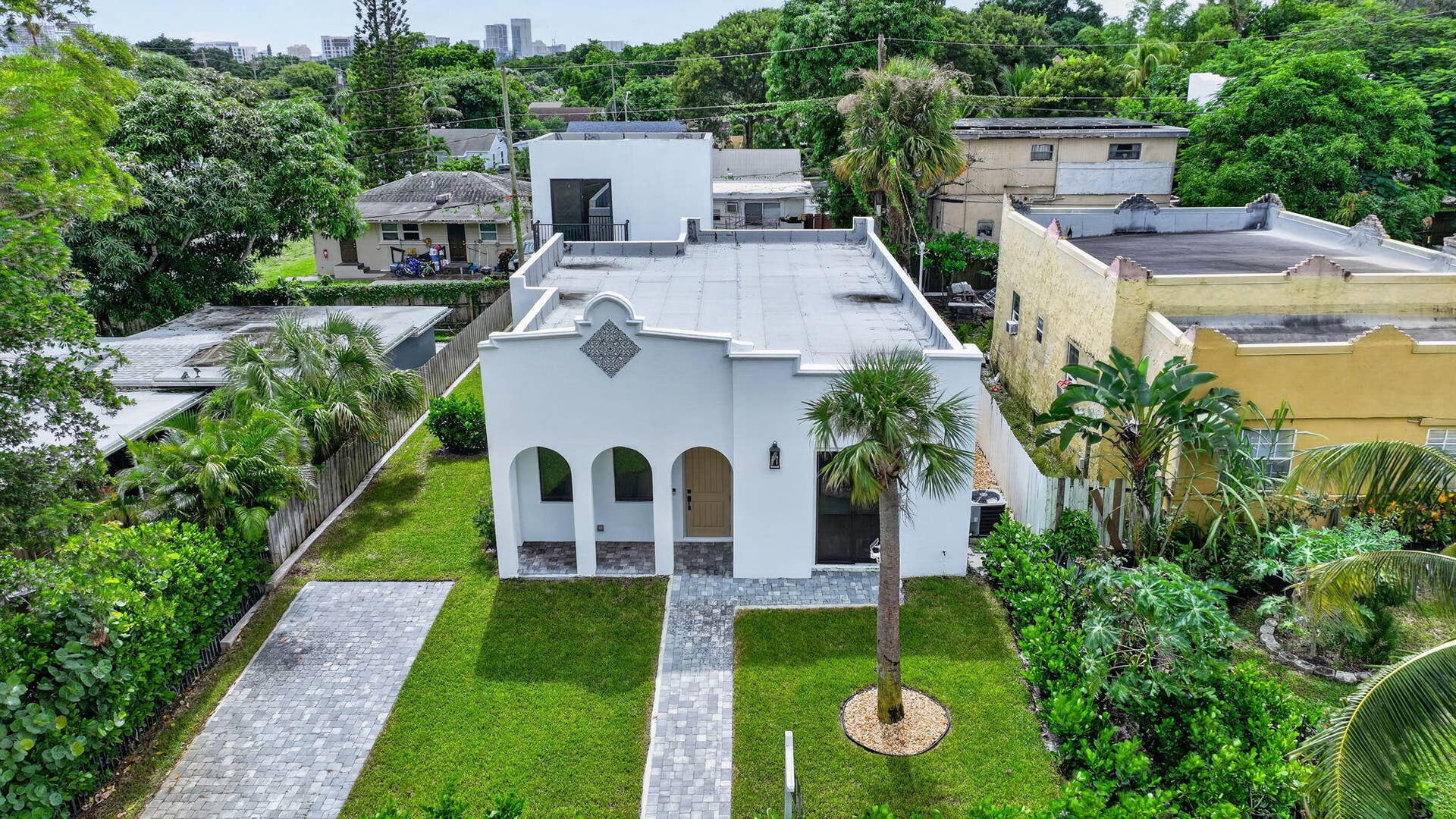 810 34th Street, West Palm Beach, FL 33407 57-web-or-mls-108_DJI_20261002130148_016