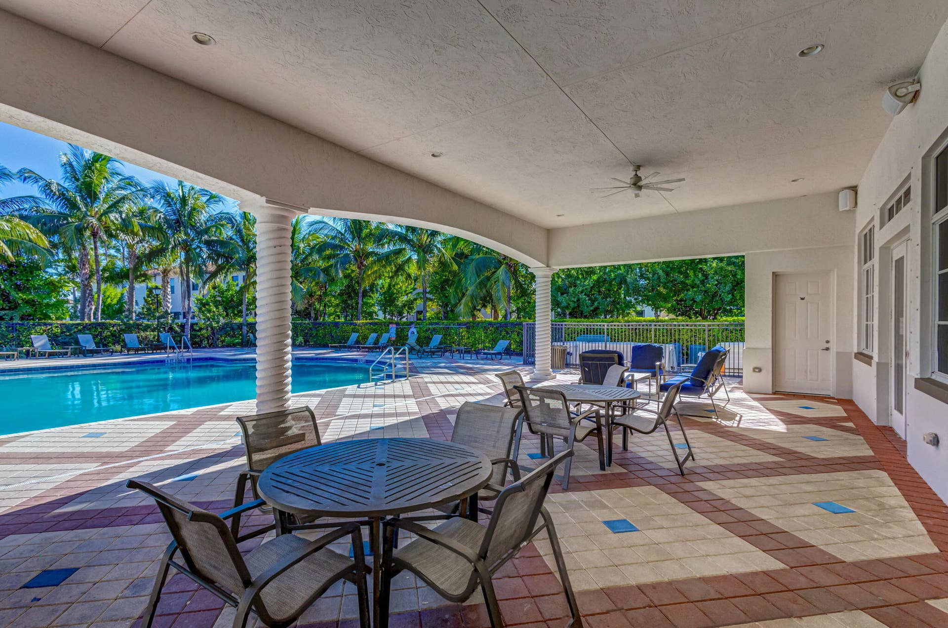 3002 Butternut Lane, Riviera Beach, FL 33410 69-web-or-mls-54-print-73_5d1a9622
