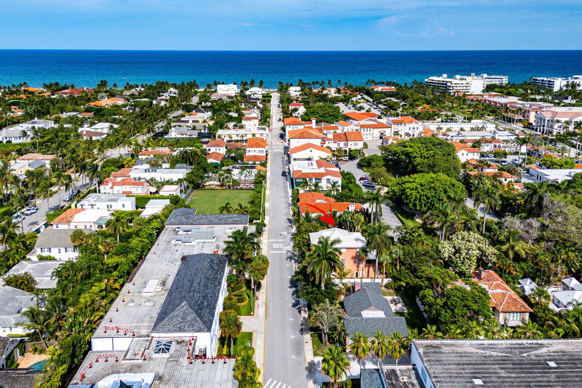 215 PHIPPS Plaza, #2, Palm Beach, FL 33480 036 Aerial