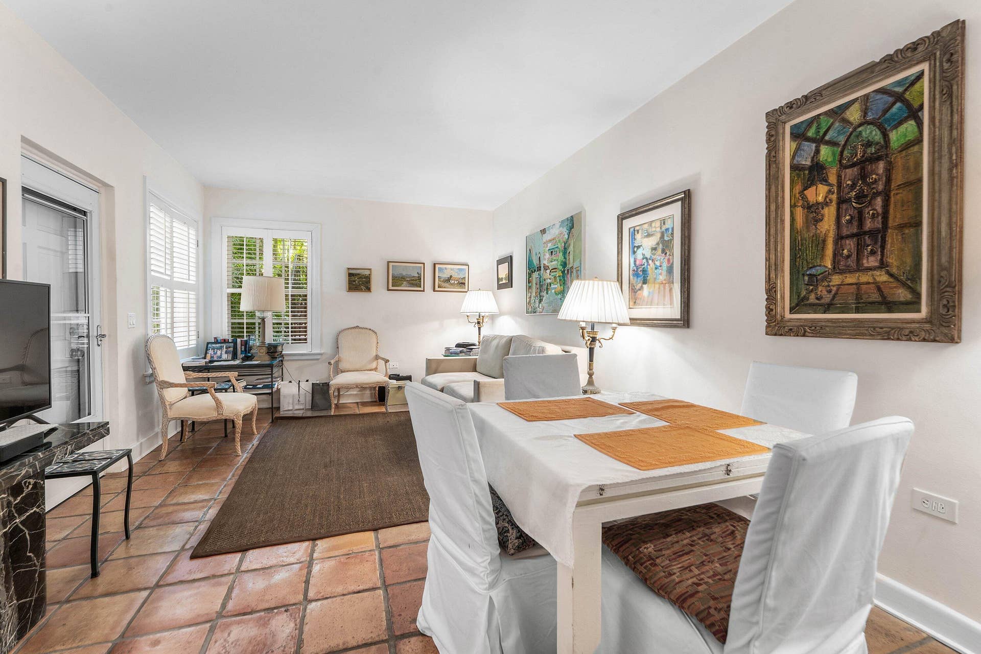 215 PHIPPS Plaza, #2, Palm Beach, FL 33480 014 Living room and dining space