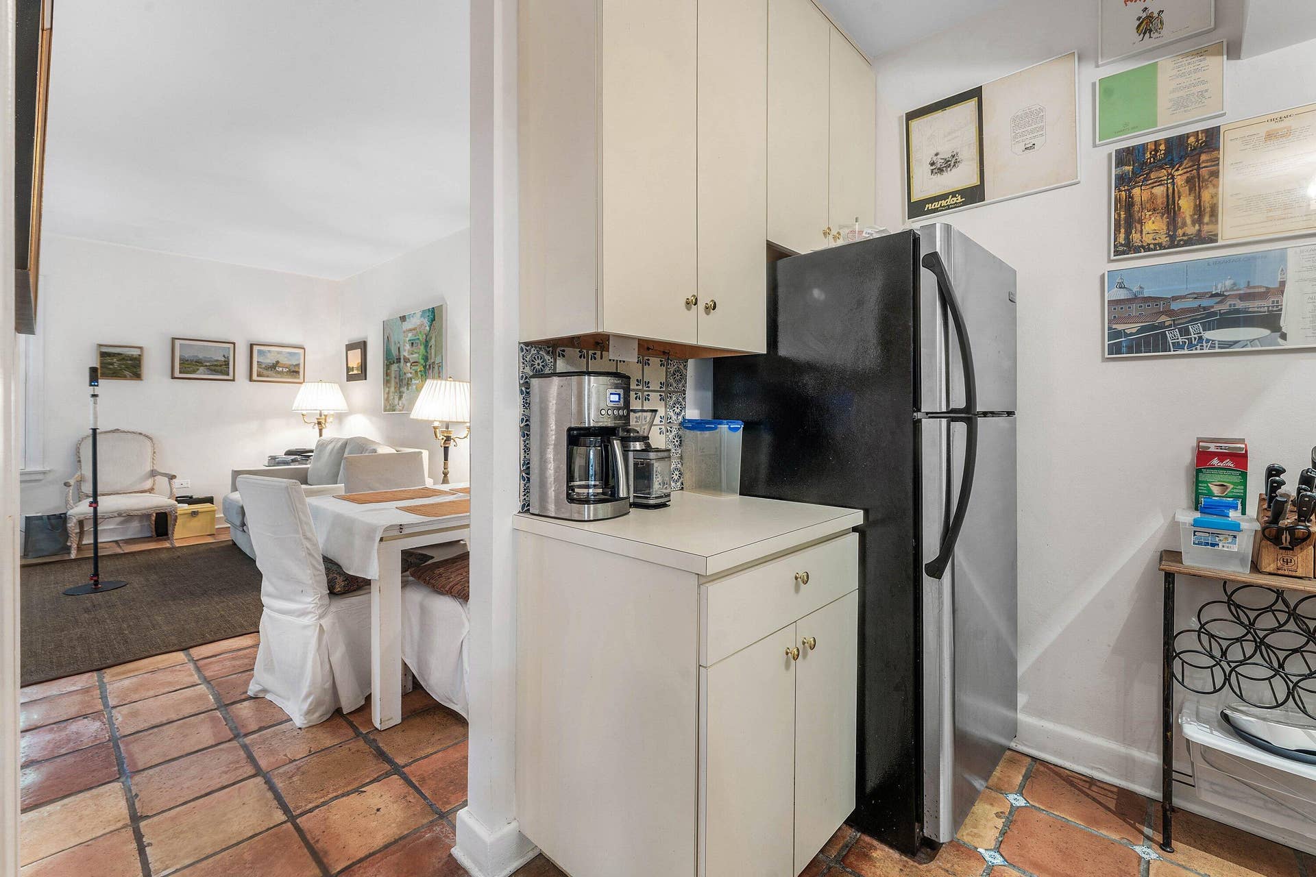 215 PHIPPS Plaza, #2, Palm Beach, FL 33480 017 Kitchen