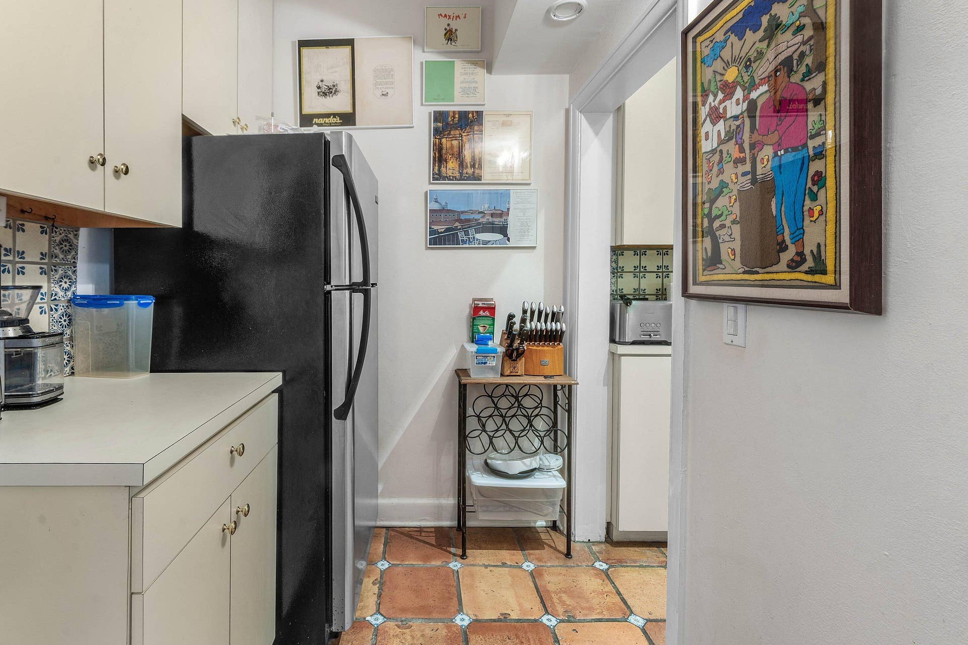 215 PHIPPS Plaza, #2, Palm Beach, FL 33480 016 Kitchen