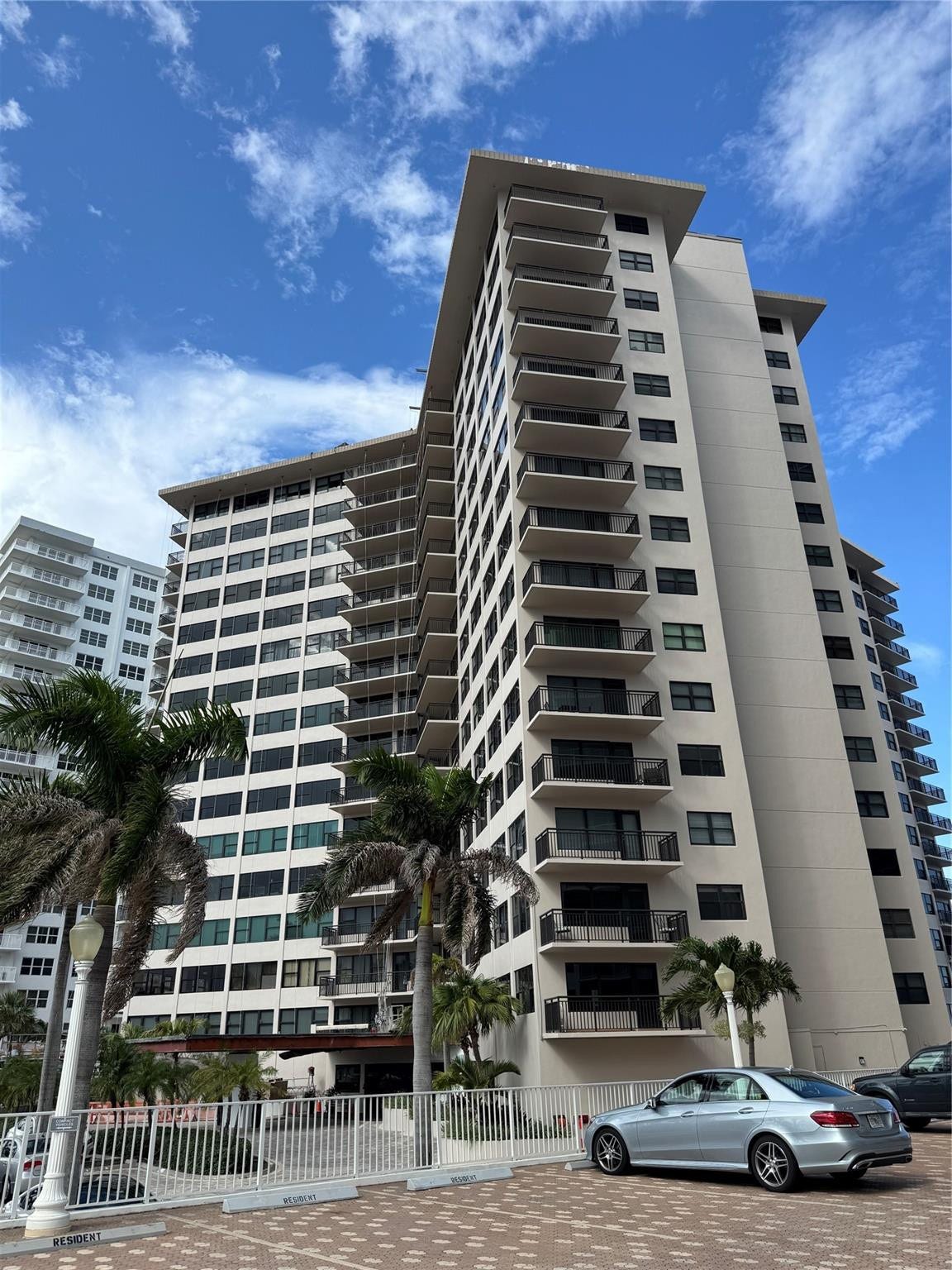 3800 GALT OCEAN Drive, #1508, Fort Lauderdale, Fort Lauderdale, FL 33308 Multi-story residential building with private balconies and exterior lighting fixtures