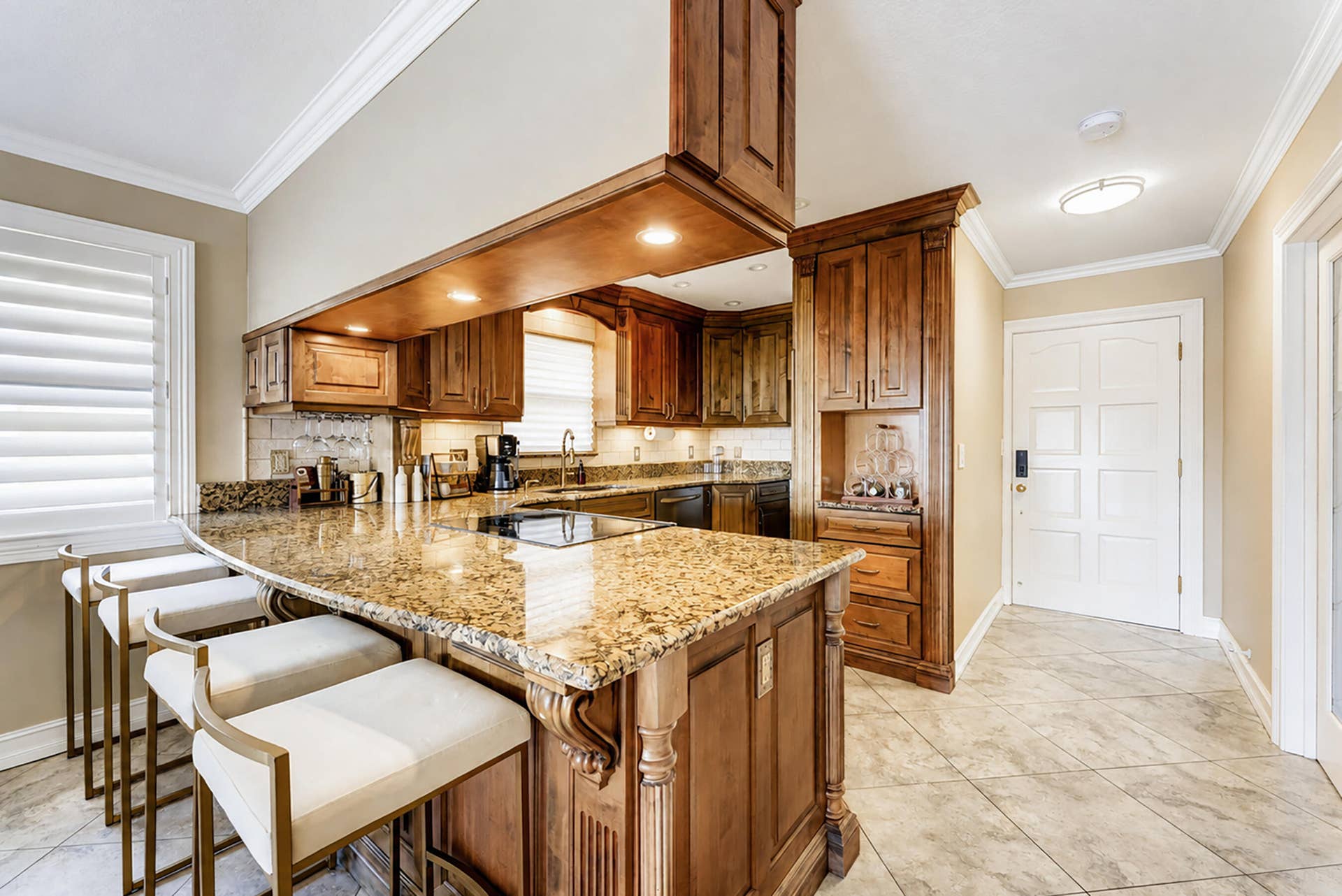 326 Northlake Drive, #201, North Palm Beach, FL 33408 DSC06871