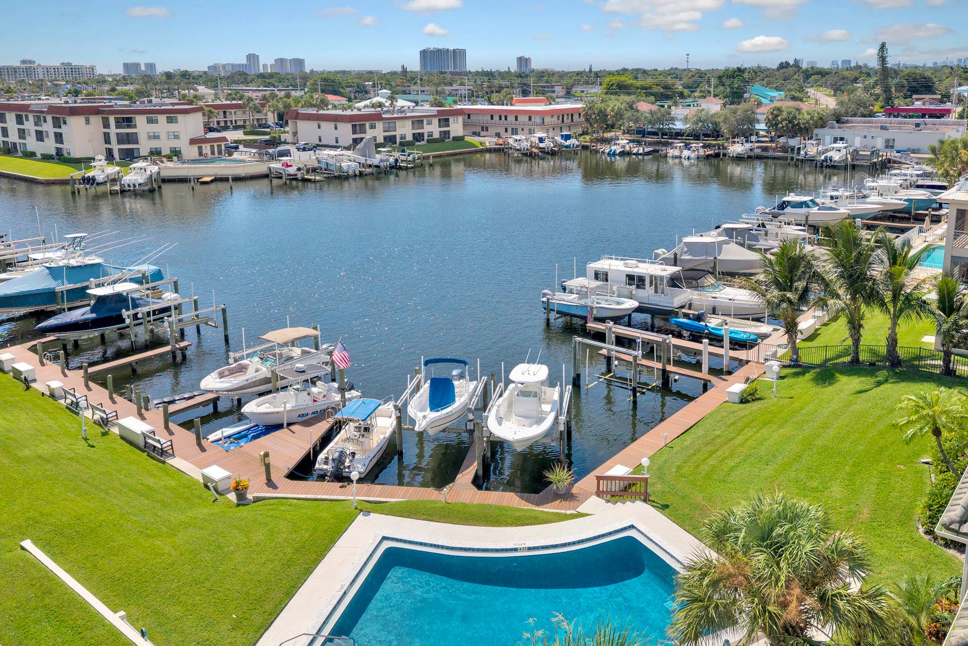 326 Northlake Drive, #201, North Palm Beach, FL 33408 DJI_0025
