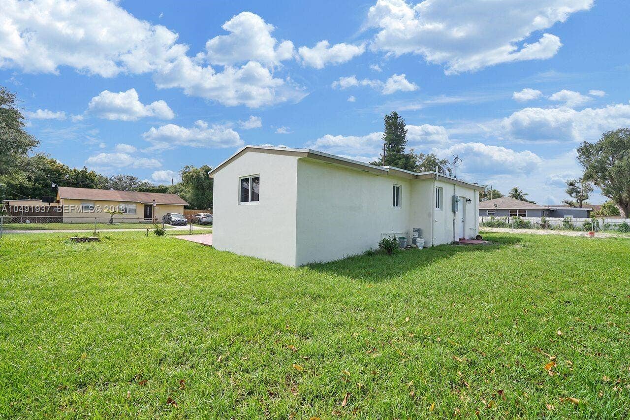 2000 SW 95TH Terrace, Miramar, FL 33025 liz 14