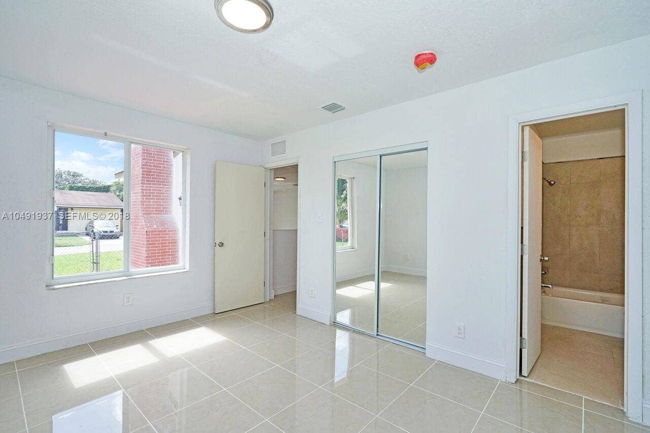 2000 SW 95TH Terrace, Miramar, FL 33025 liz 12