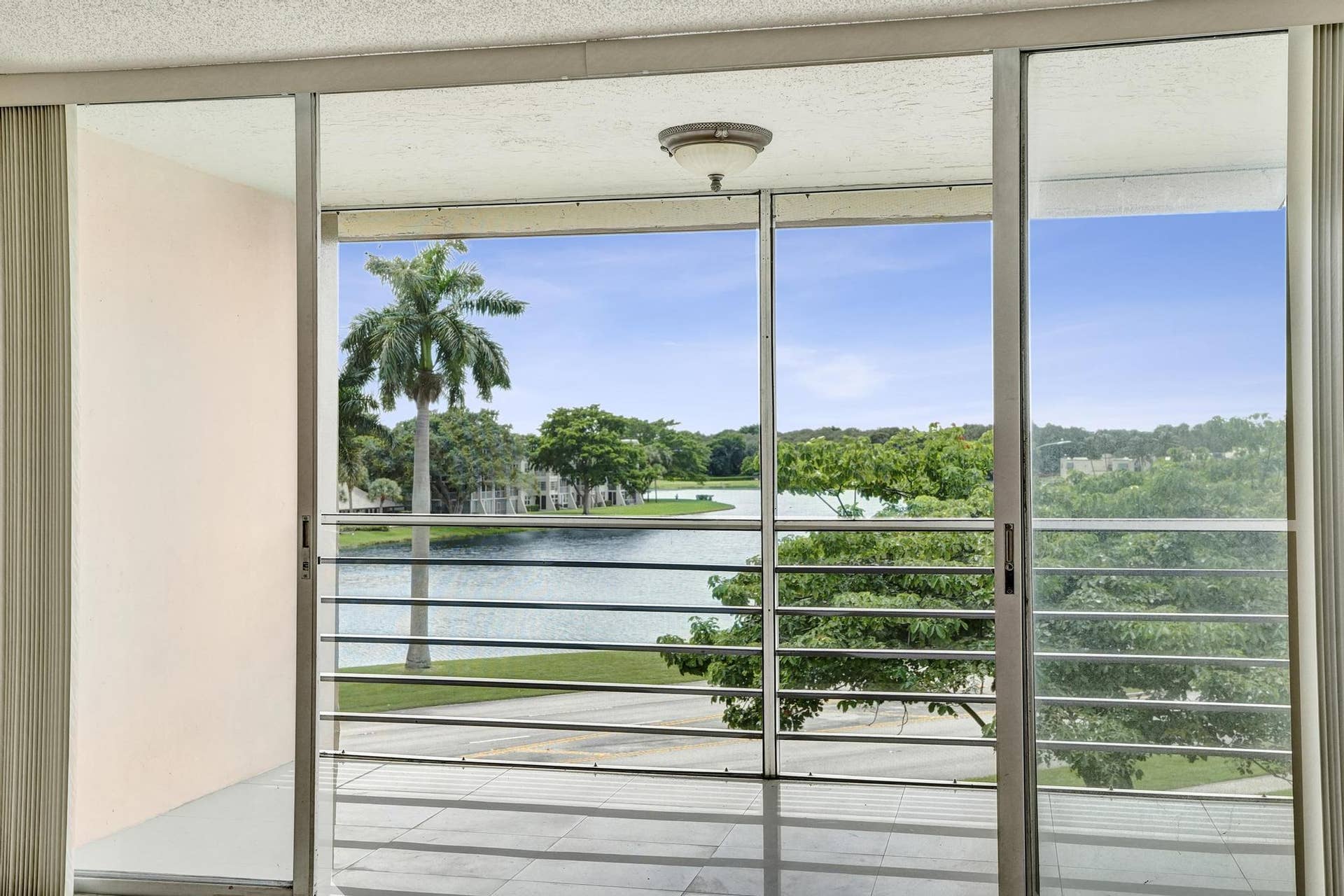 9480 Tangerine Place, #402, Davie, FL 33324 DSC01639