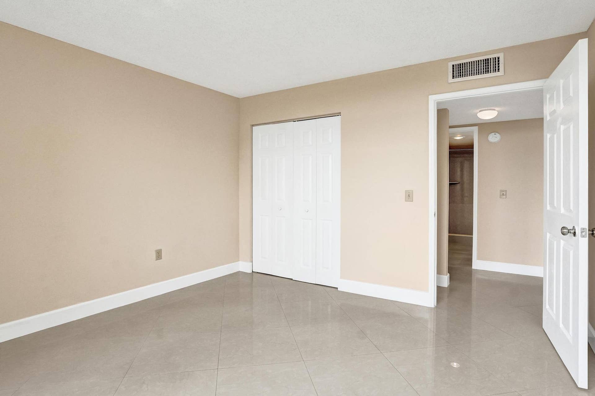 9480 Tangerine Place, #402, Davie, FL 33324 2ND BEDROOM