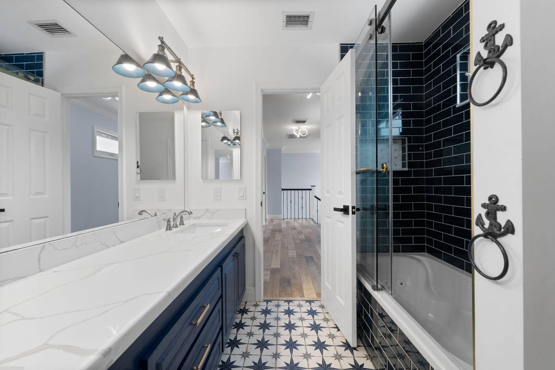 5100 NE 30TH Terrace, Lighthouse Point, FL 33064 bathroom