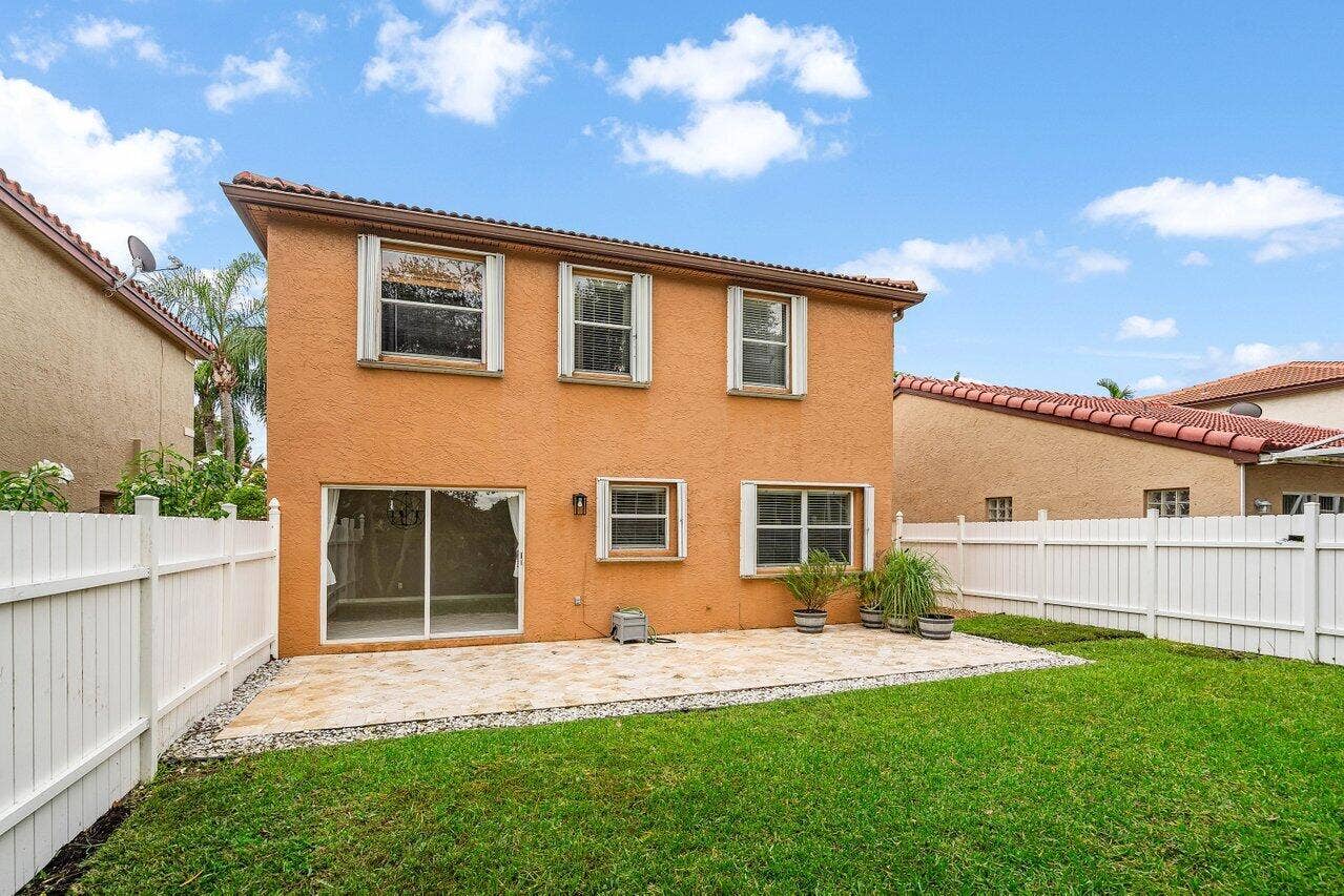 4303 NW 1ST Drive, Deerfield Beach, FL 33442 033-4303Northwest1stDrive-DeerfieldBeach