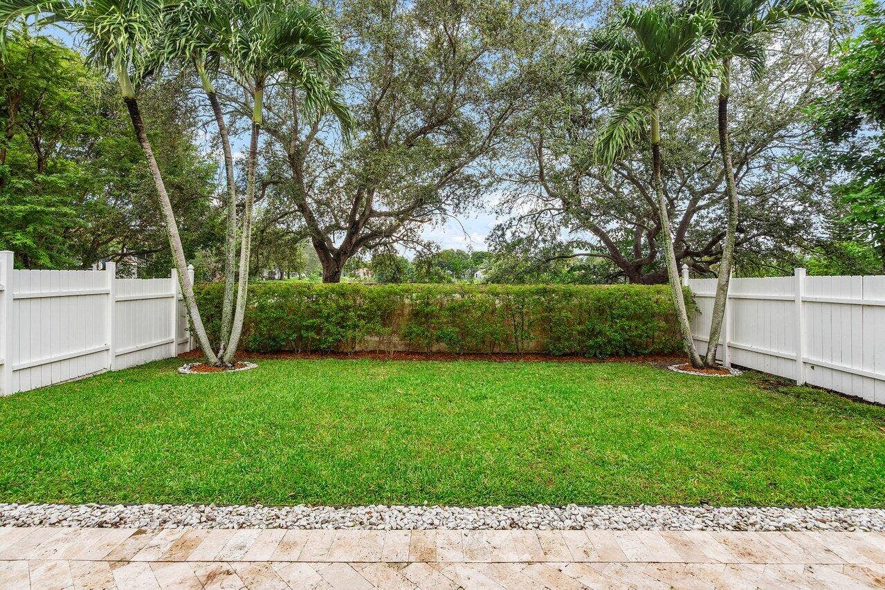 4303 NW 1ST Drive, Deerfield Beach, FL 33442 037-4303Northwest1stDrive-DeerfieldBeach