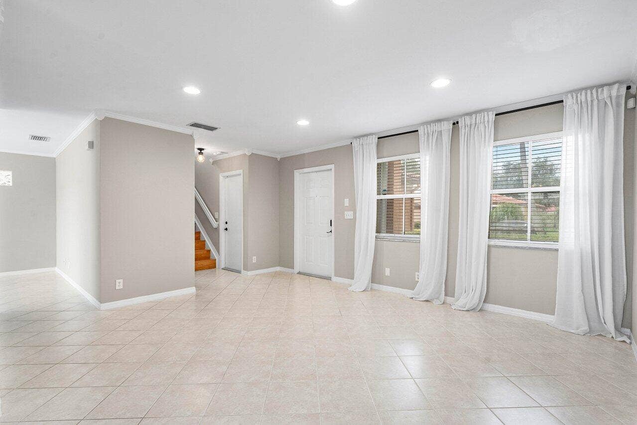 4303 NW 1ST Drive, Deerfield Beach, FL 33442 007-4303Northwest1stDrive-DeerfieldBeach
