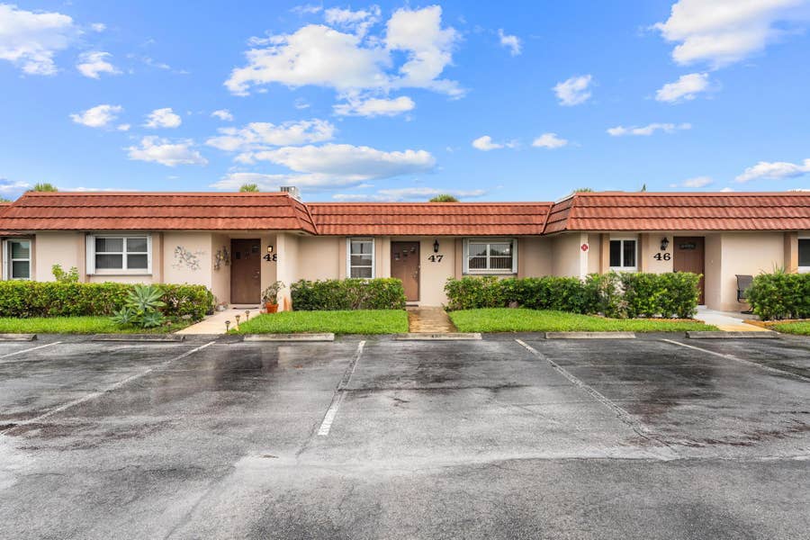 Property photo for 5725 FERNLEY Drive E, #47, West Palm Beach, FL