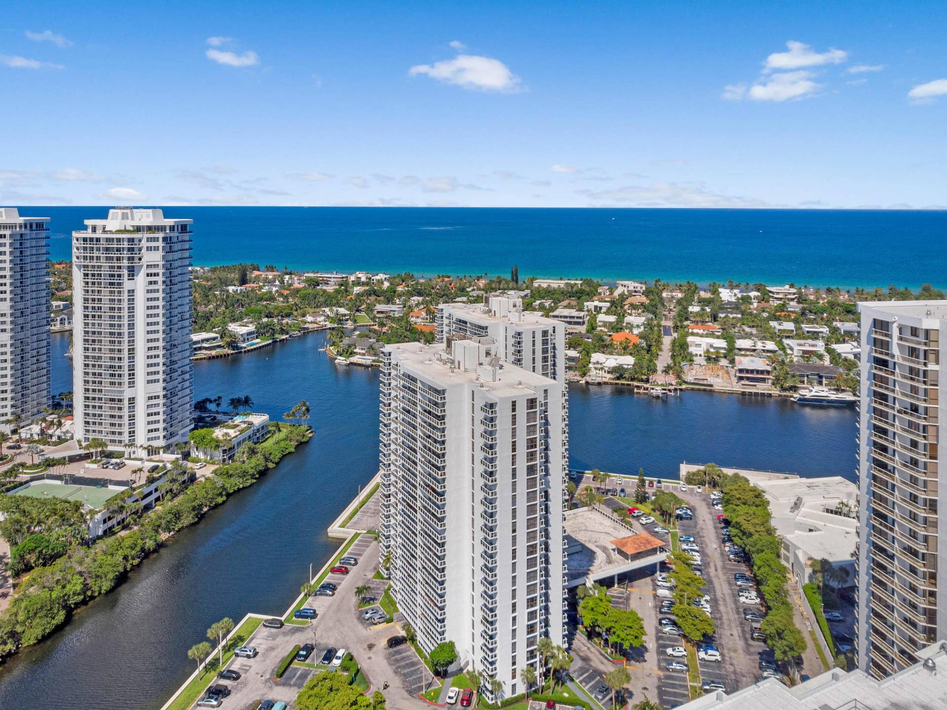 3701 N COUNTRY CLUB Drive, #404, Aventura, FL 33180 IMG_4358