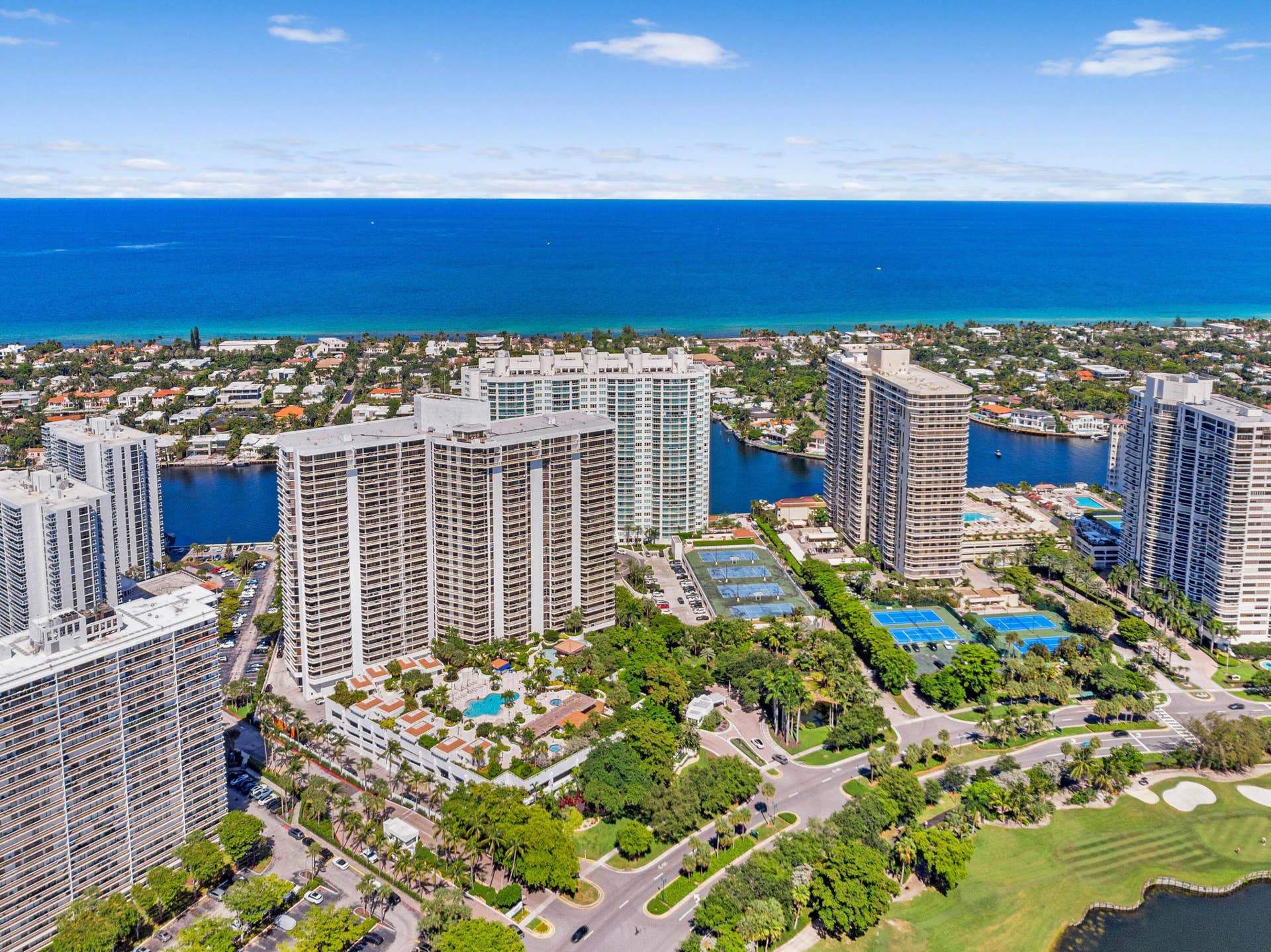 3701 N COUNTRY CLUB Drive, #404, Aventura, FL 33180 IMG_4339