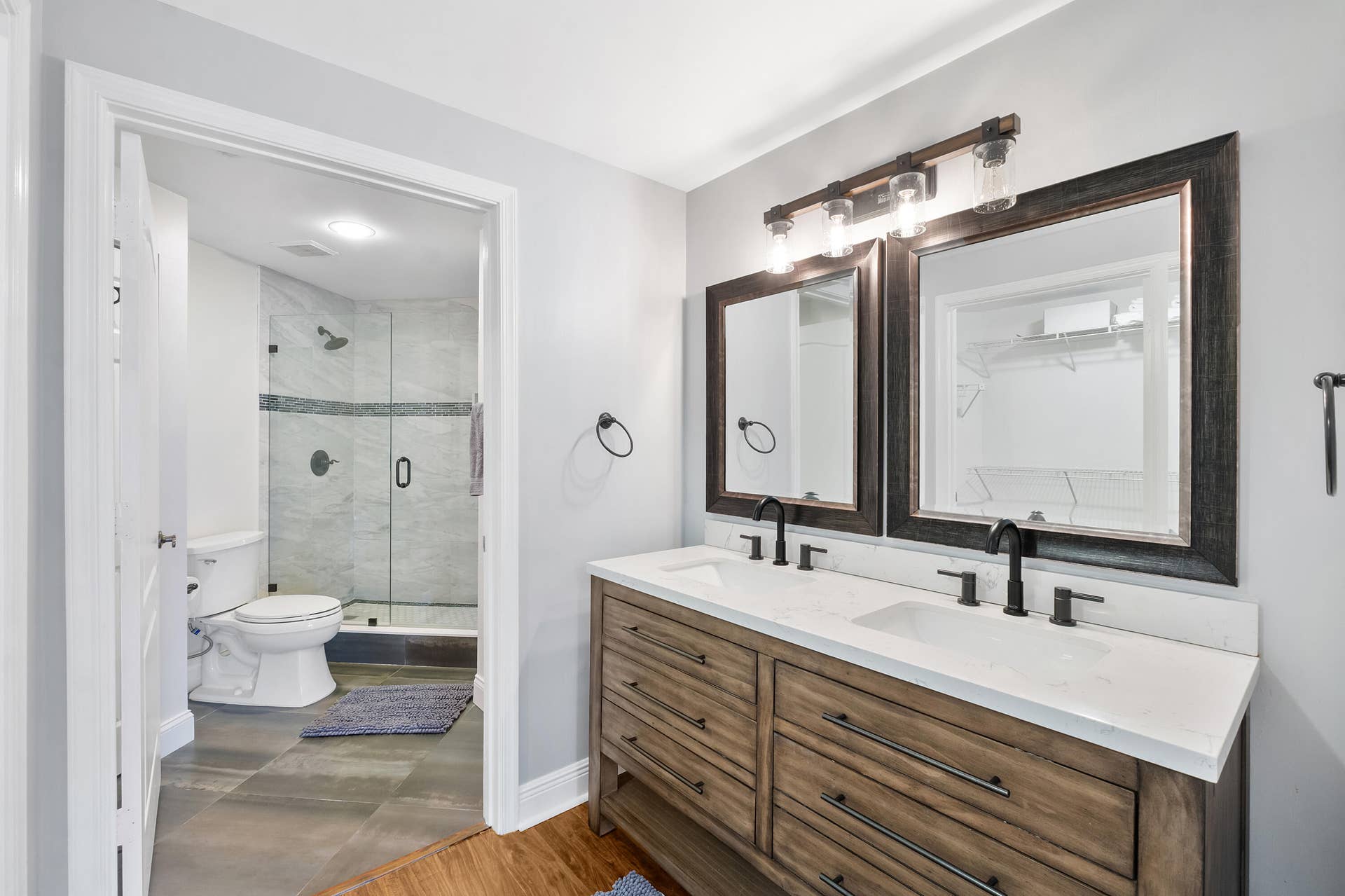 800 Uno Lago Drive, #204, Juno Beach, FL 33408 Master Bath