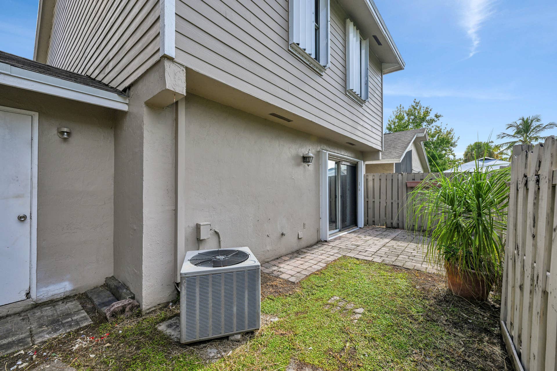 12152 NW 36th Place, Sunrise, FL 33323 12152 NW 36th Place Sunrise 00011