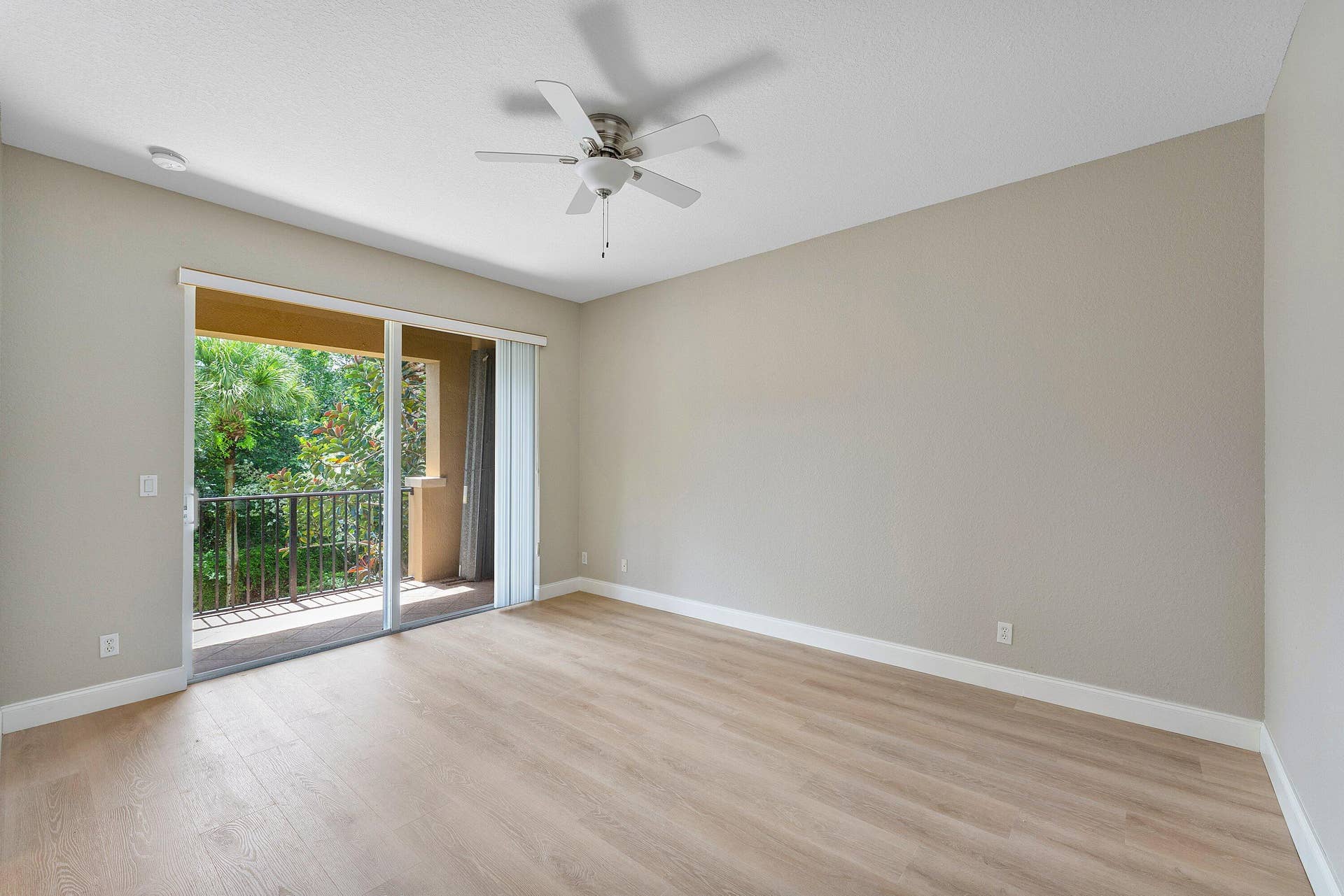 2896 Hidden Hills Road, #1002, West Palm Beach, West Palm Beach, FL 33411 024-2896HiddenHillsRoad-1002-WestPalmBea