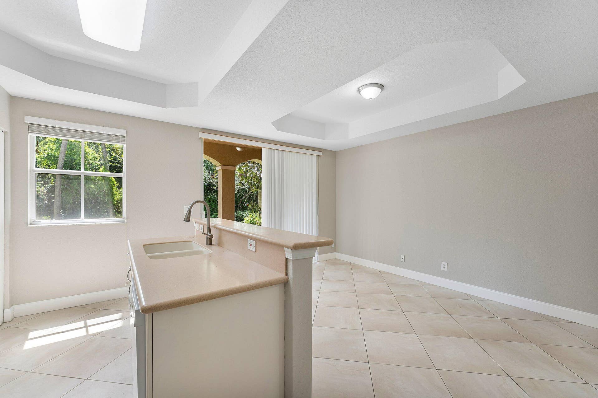 2896 Hidden Hills Road, #1002, West Palm Beach, West Palm Beach, FL 33411 017-2896HiddenHillsRoad-1002-WestPalmBea